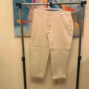 Women’s New York and Co Slim Slouch Capris, 14